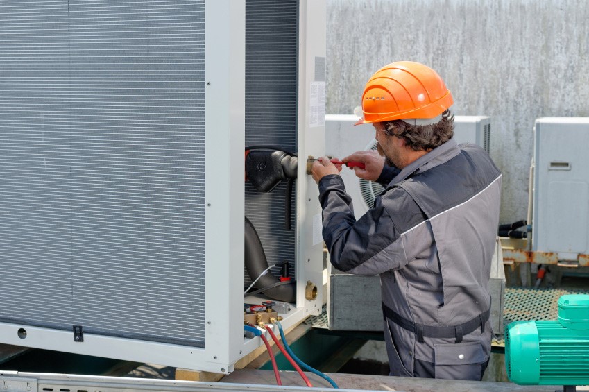 Heating Air Conditioning Ventilation And Refrigeration Maintenance Technology/Technician
